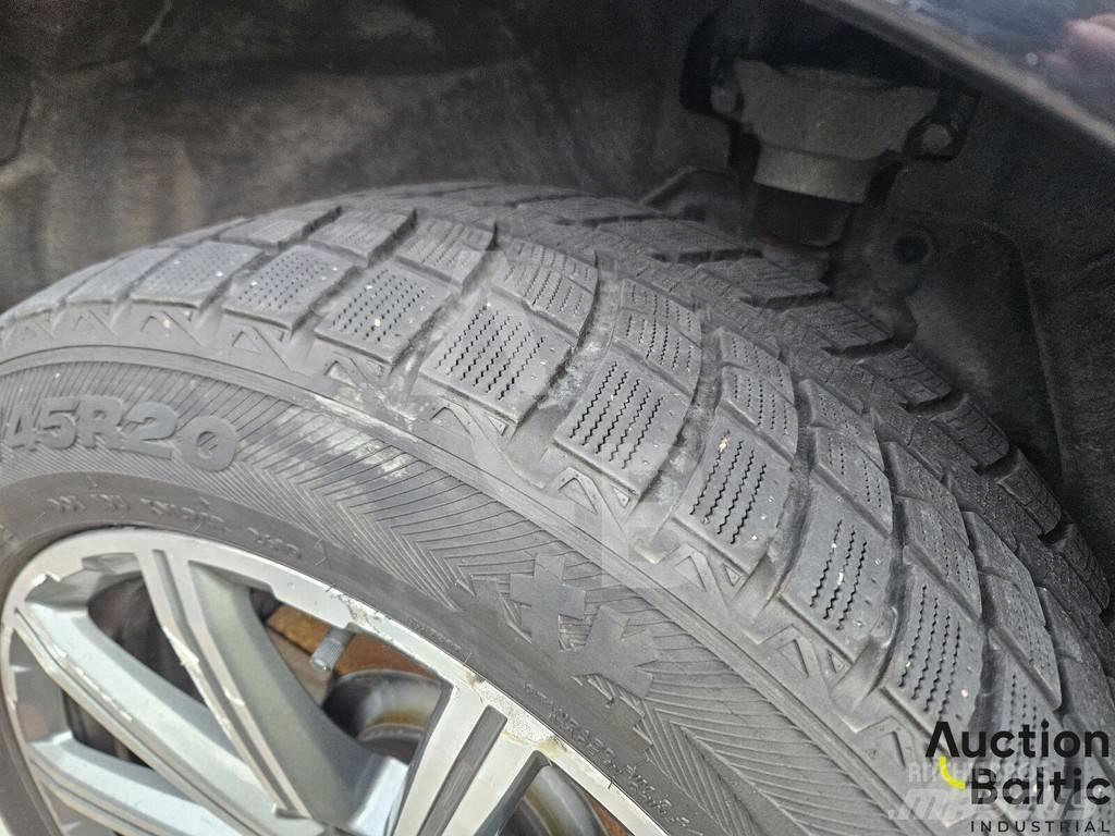 Audi Q7 Otomobiller