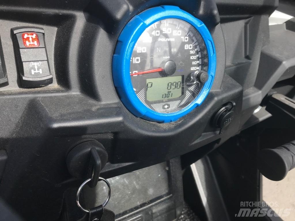 Polaris RZR 1000 ATVler