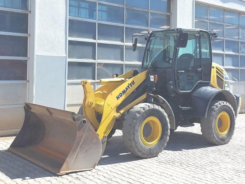Komatsu WA 100 M-7 Skid steer loderler