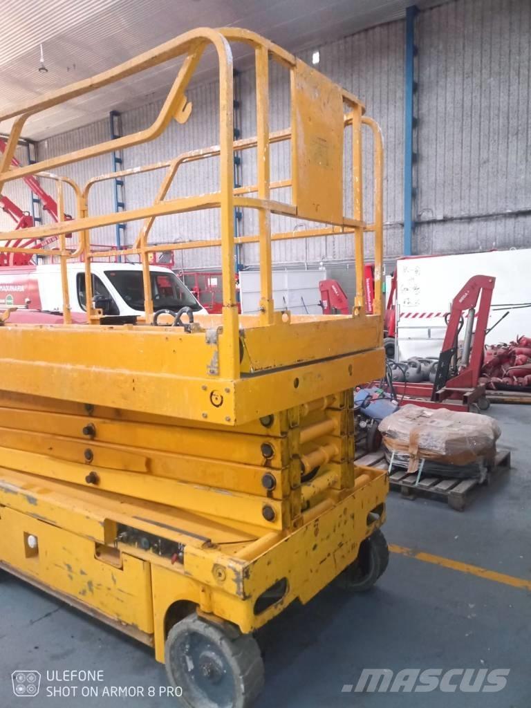 Haulotte Compact 12 Makasli platformlar