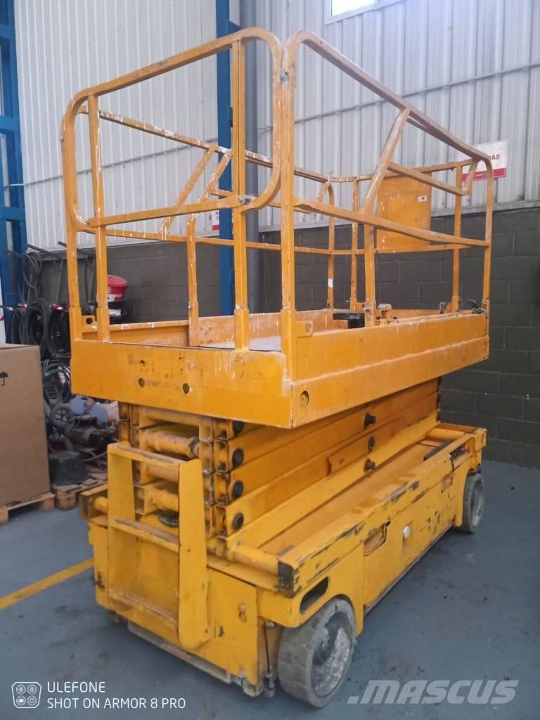 Haulotte Compact 12 Makasli platformlar