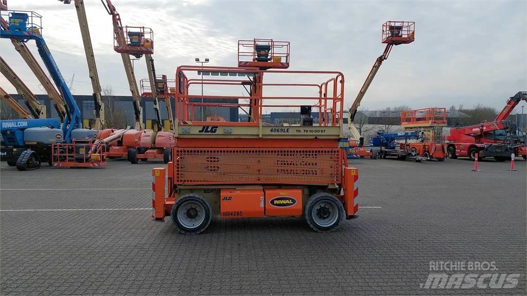 JLG 4069LE Makasli platformlar