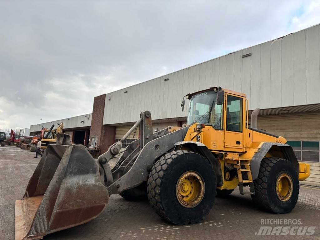 Volvo L 120 E Tekerlekli yükleyiciler