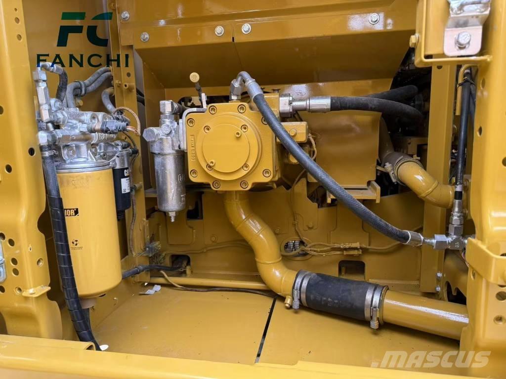 CAT 320 Paletli ekskavatörler