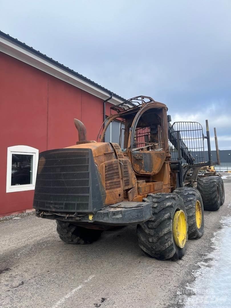John Deere 1110E Tomruk yükleyici traktörler