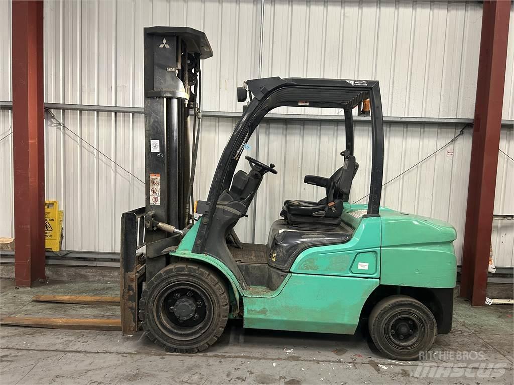 Mitsubishi FD35NT Dizel forkliftler