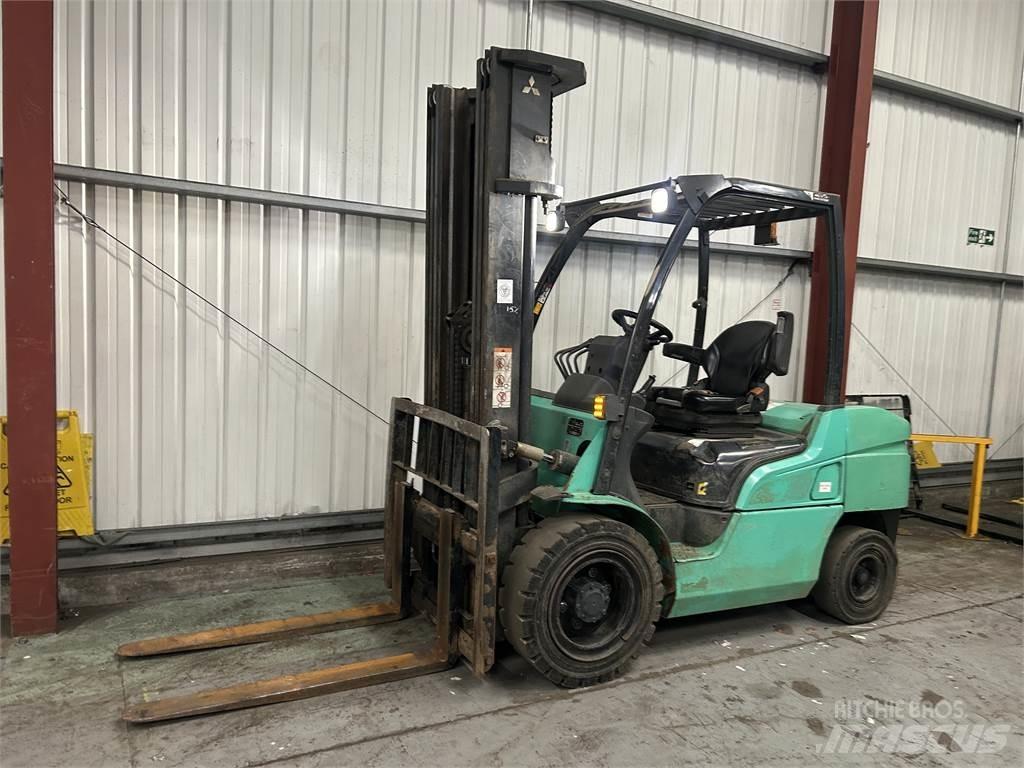 Mitsubishi FD35NT Dizel forkliftler