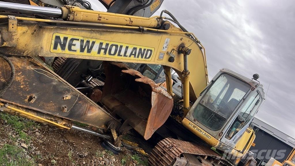 New Holland E 215 B Motorlar