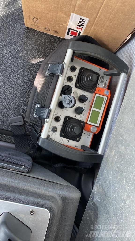 Demag AC 250-5 Yol-Arazi Tipi Vinçler (AT)