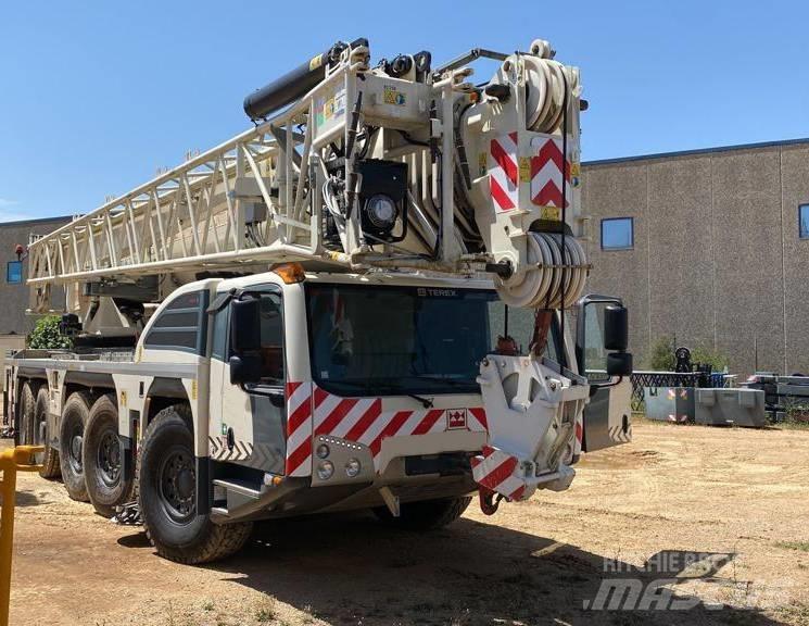 Demag AC 250-5 Yol-Arazi Tipi Vinçler (AT)