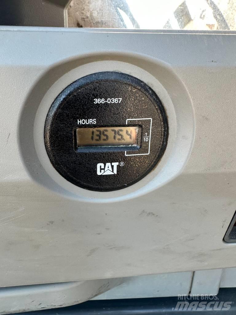 CAT 336 EL H Paletli ekskavatörler