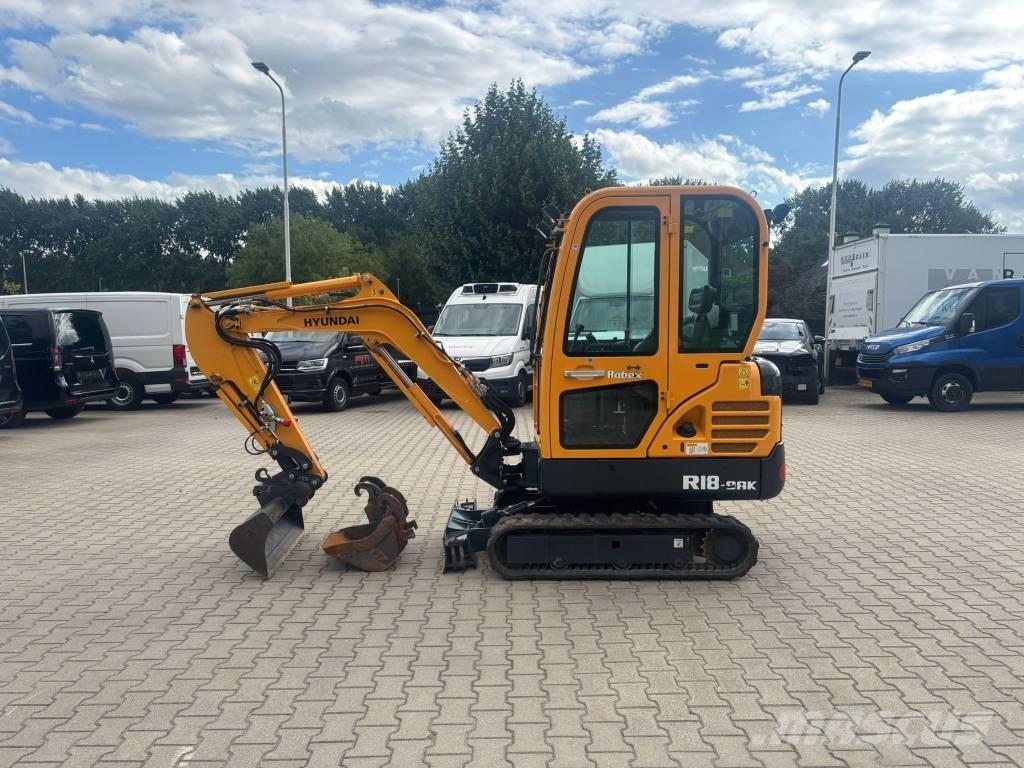 Hyundai Robex 18-9AK Mini ekskavatörler, 7 tona dek