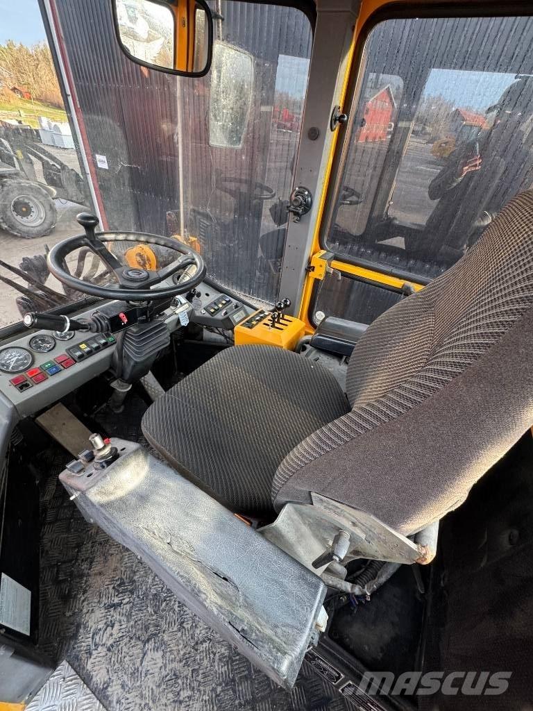 Ljungby L 14 Tekerlekli yükleyiciler