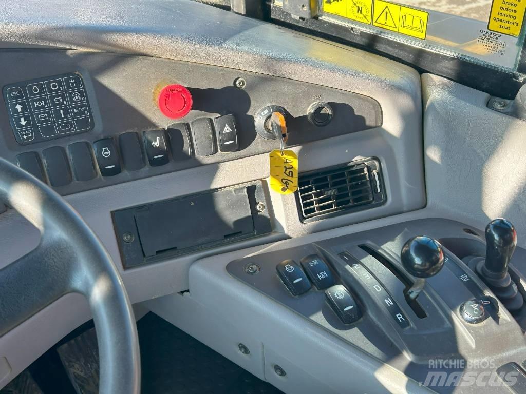 Volvo A 25 G Belden kirma kaya kamyonu