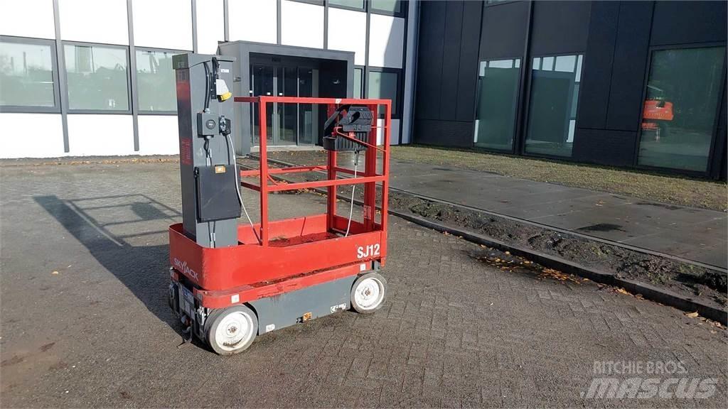 SkyJack SJ12 Diger lift ve platformlar