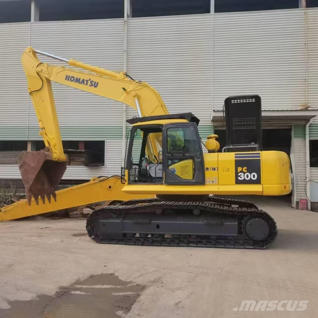 Komatsu PC 300-7 Paletli ekskavatörler