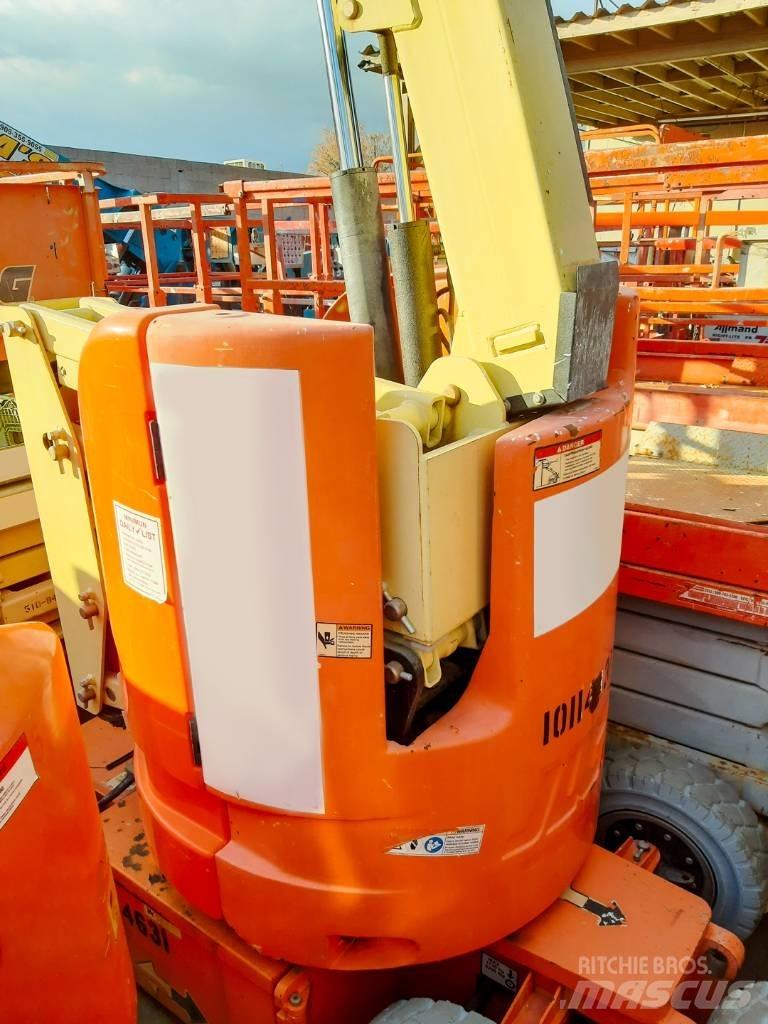 JLG E 300 AJP Körüklü personel platformları