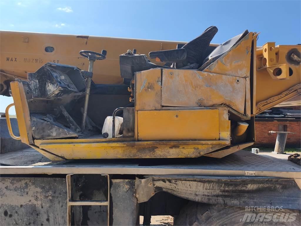Liebherr LTM 1025 Çekiciler