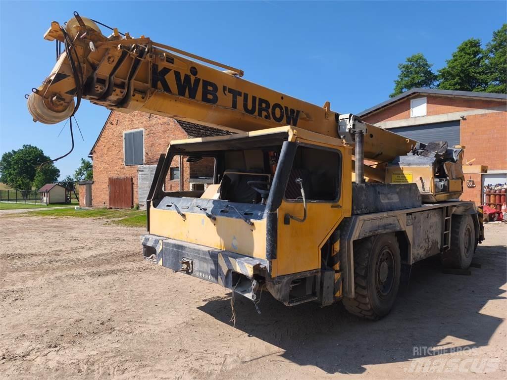 Liebherr LTM 1025 Çekiciler
