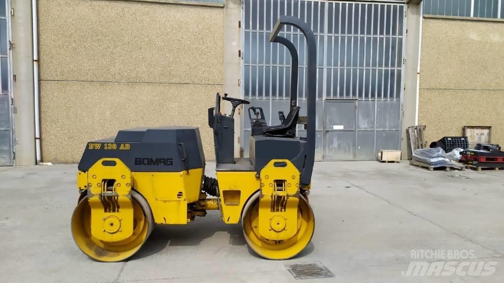Bomag BW 138 AD Çift tamburlu silindirler