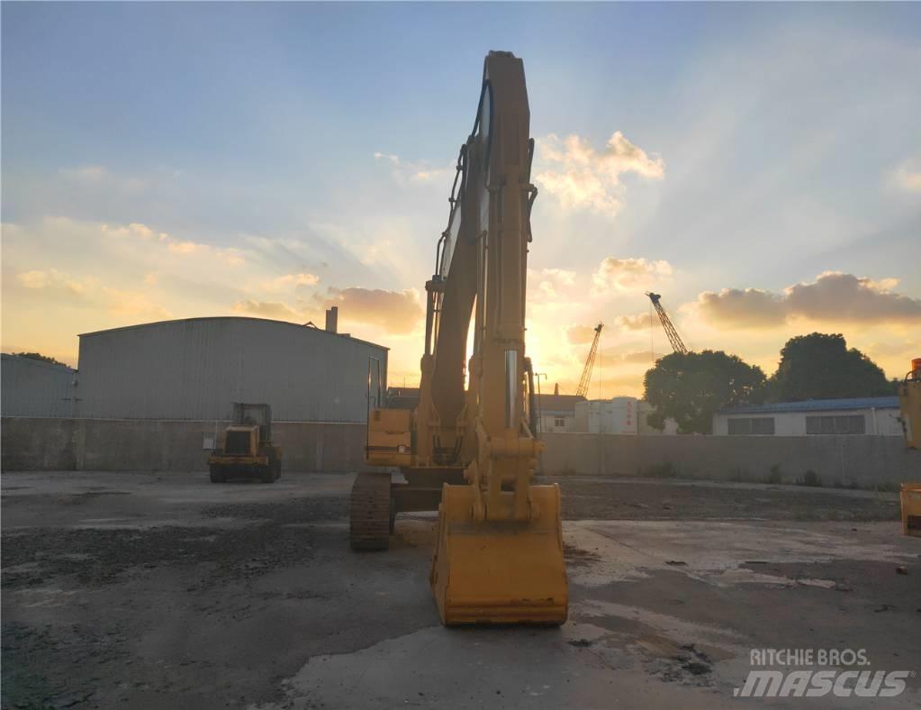 CAT 330B Paletli ekskavatörler