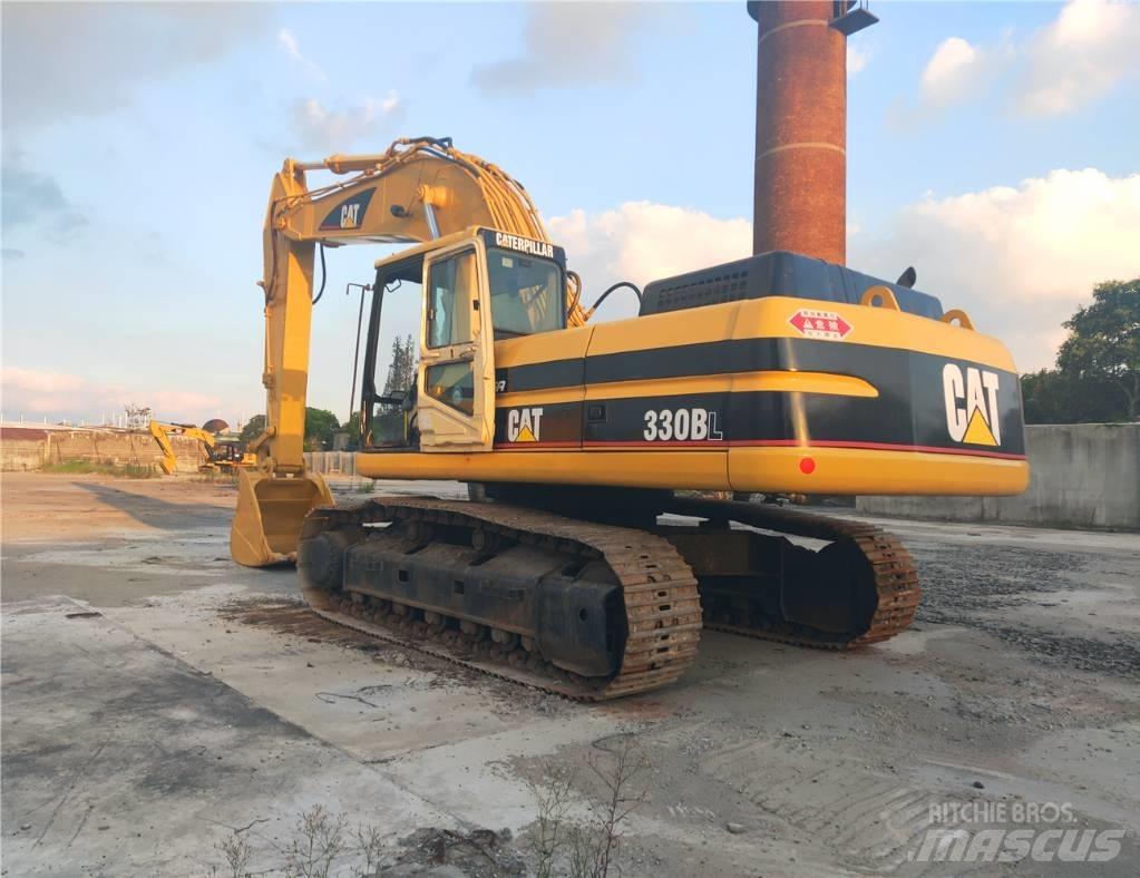 CAT 330B Paletli ekskavatörler