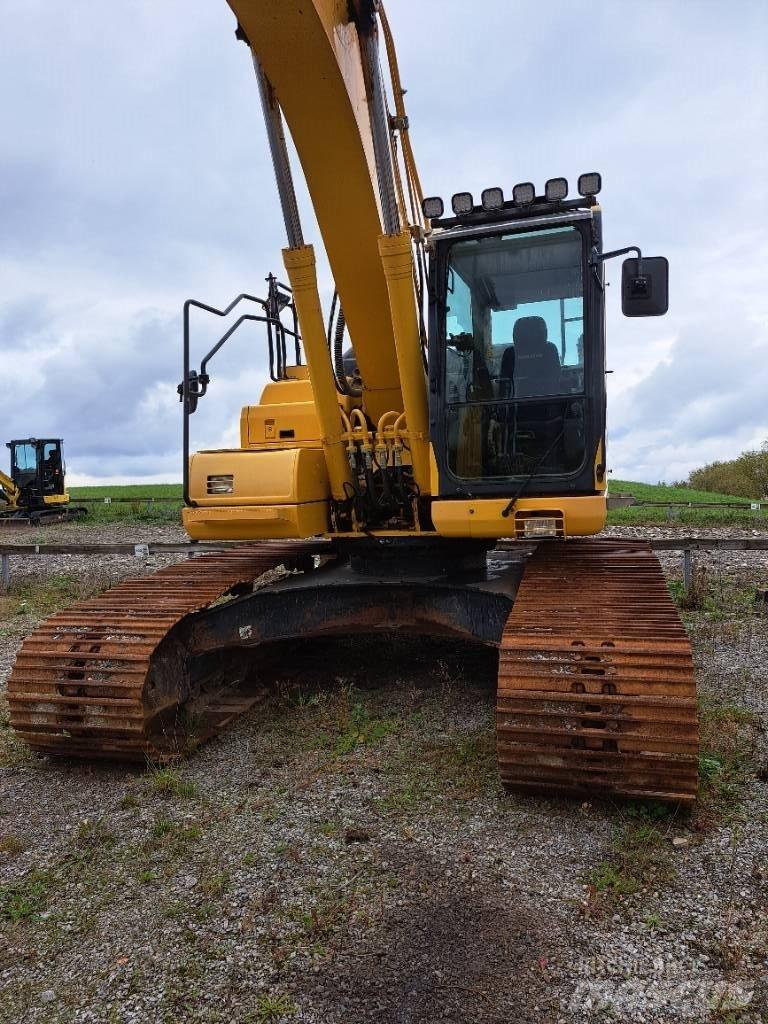 Komatsu PC 240 LC-11 Paletli ekskavatörler