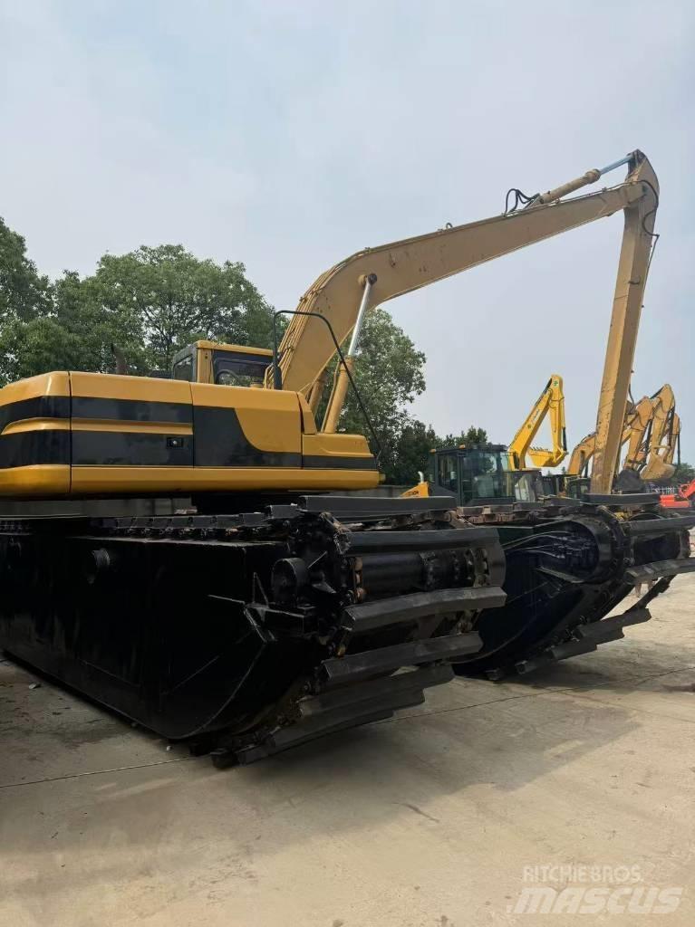 CAT 320B Amfibi Ekskavatörler