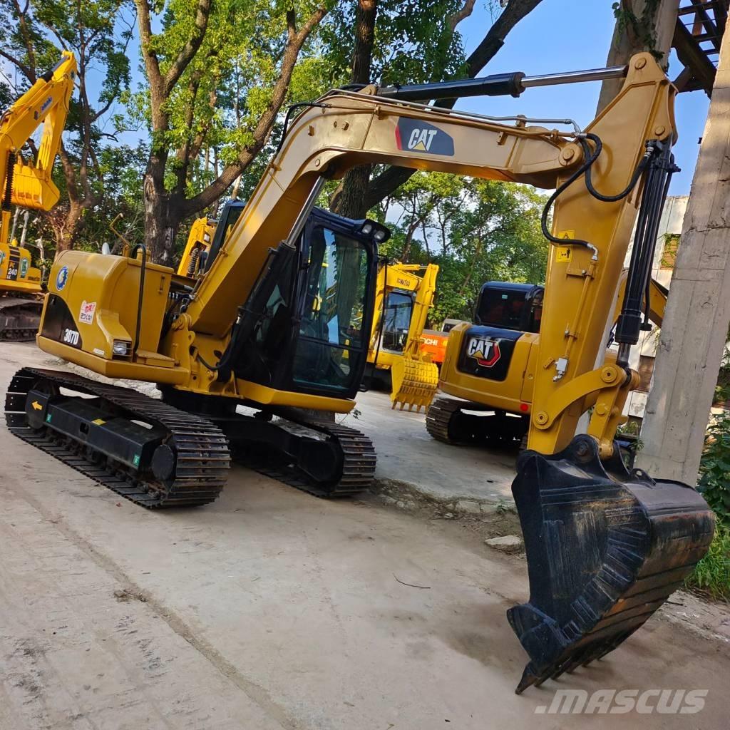 CAT 307D Midi ekskavatörler 7 - 12 t