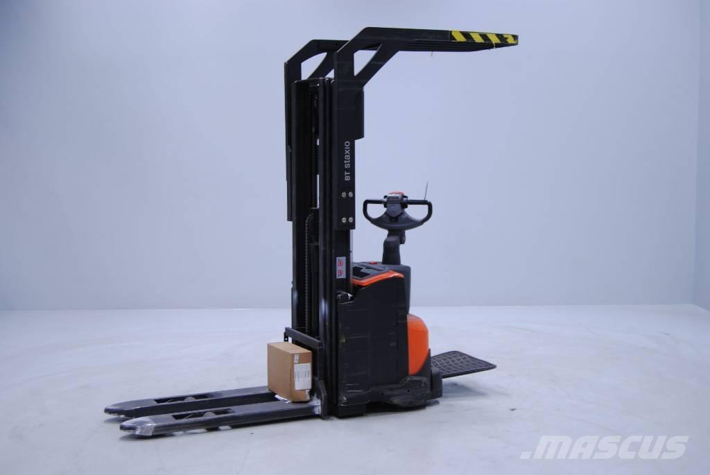 Toyota SWE120 Yaya kumandali istif makinasi