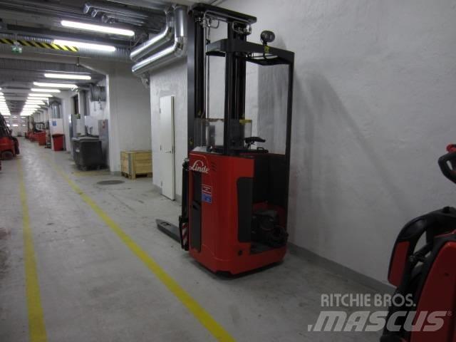 Linde L2000 Akülü depo ekipmanları