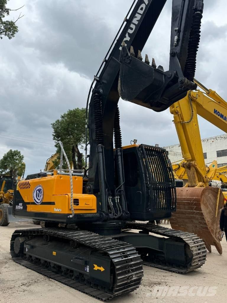 Hyundai HX220HD Paletli ekskavatörler