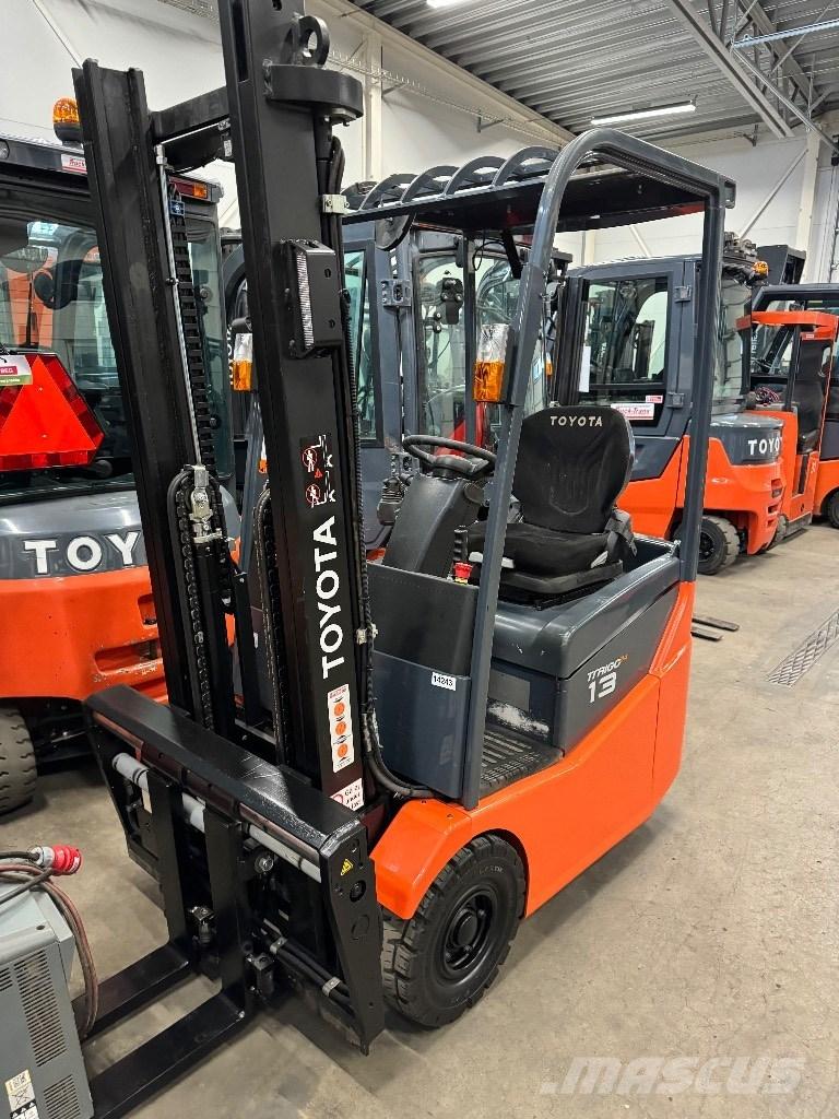 Toyota 7FBEST13 Elektrikli forkliftler