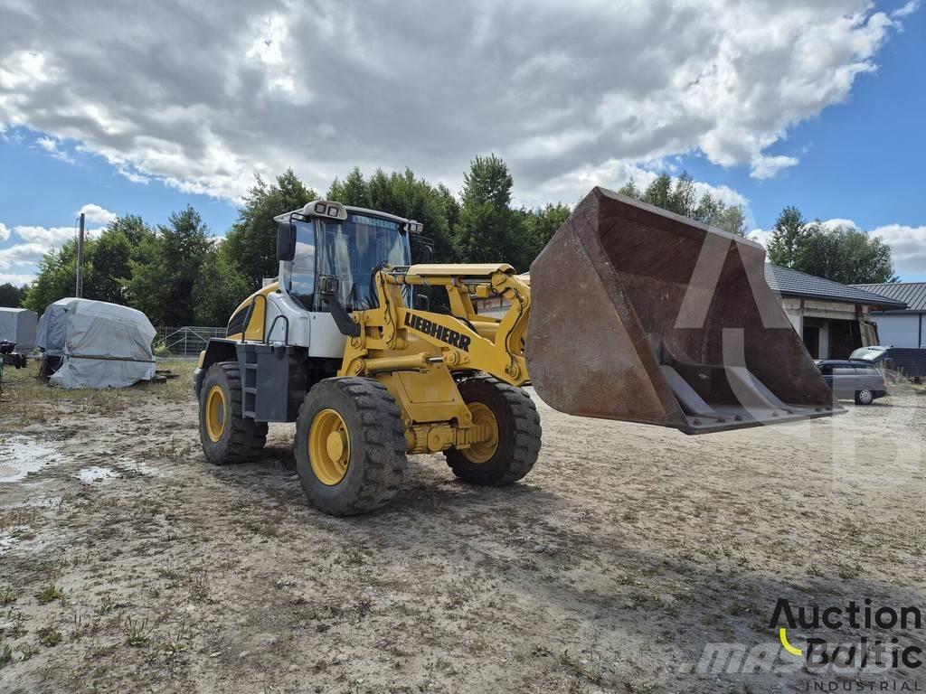 Liebherr L 524 Tekerlekli yükleyiciler