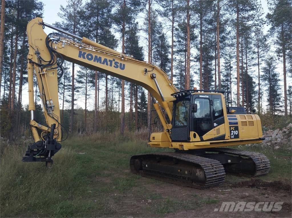 Komatsu PC 210 LC Paletli ekskavatörler