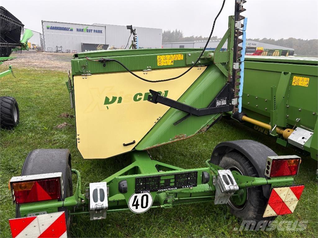 Krone X-Disc 6200 Agaç kesme robotlari
