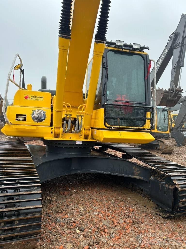 Komatsu PC 240 LC Paletli ekskavatörler