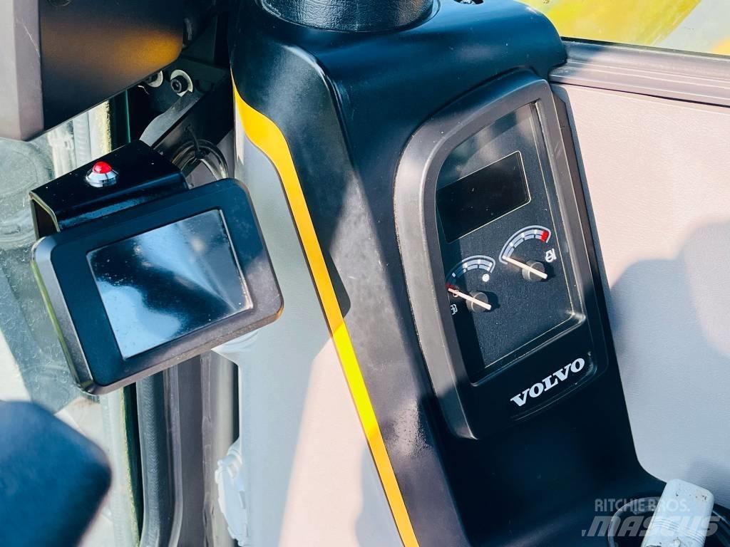 Volvo ECR 88 D Paletli ekskavatörler