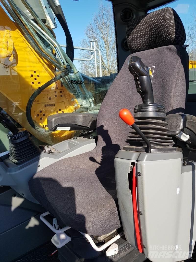 Liebherr R922 Paletli ekskavatörler