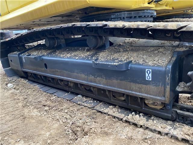 Komatsu PC 360 Paletli ekskavatörler