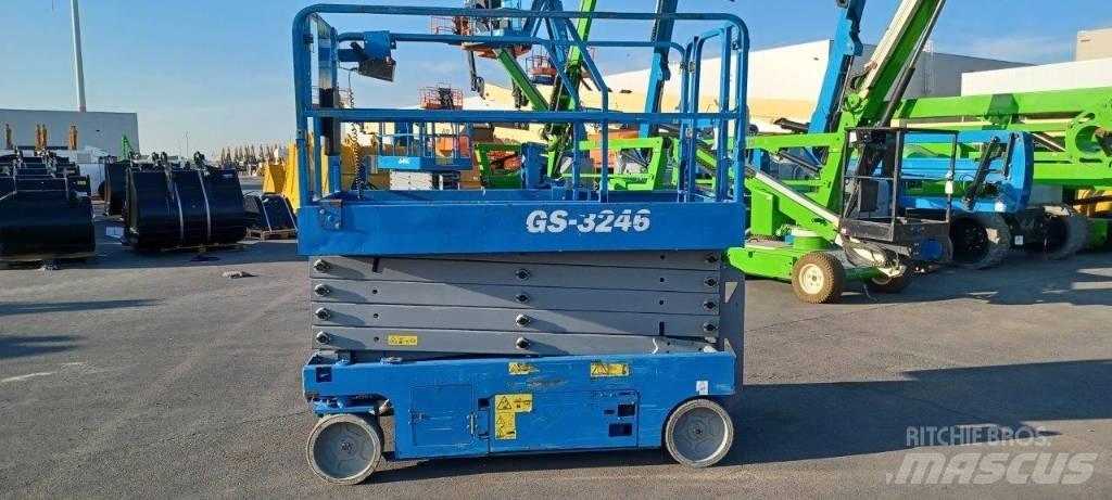 GENIE GS3246 Makasli platformlar