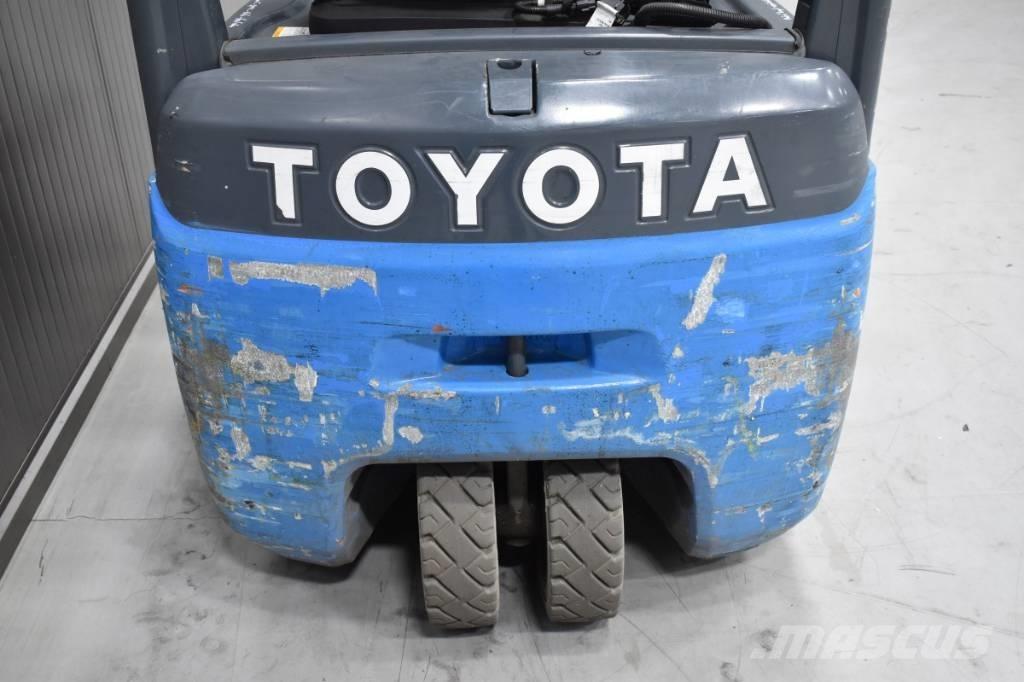 Toyota 8FBE15T Elektrikli forkliftler