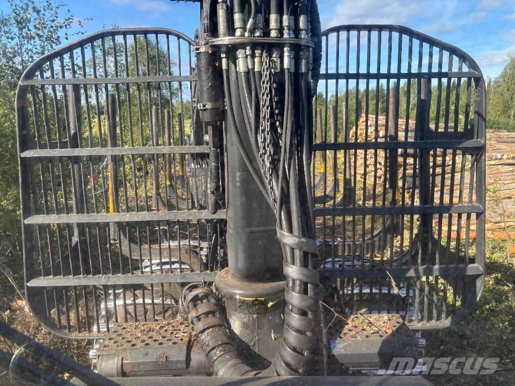 Ponsse WISENT 8W Tomruk yükleyici traktörler