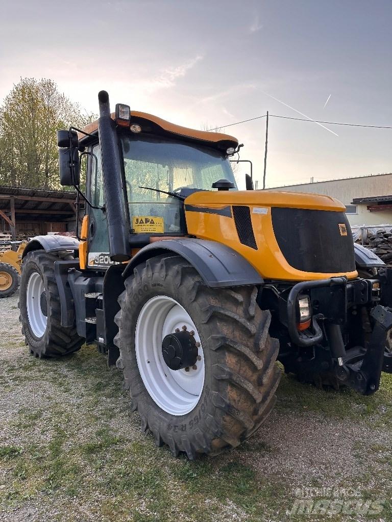 JCB Fastrac 3200 Traktörler
