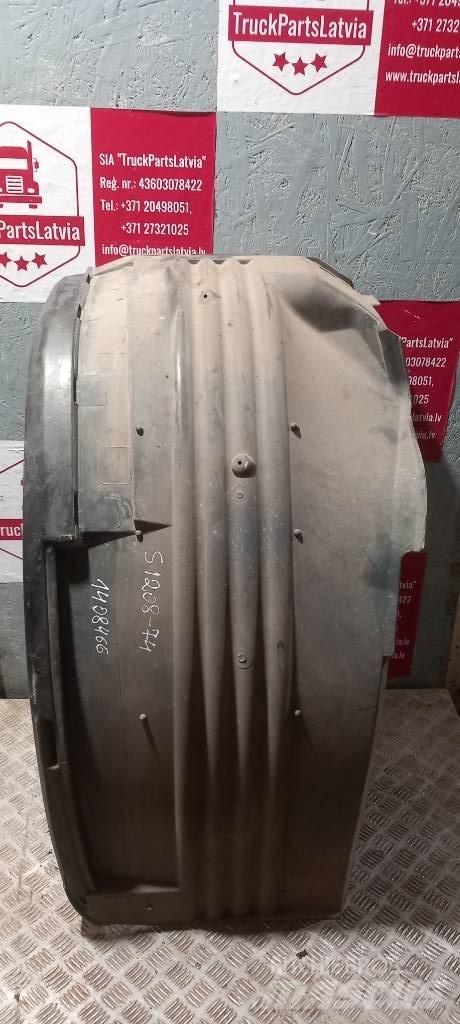 Scania 94 D.   1408466 Kabinler