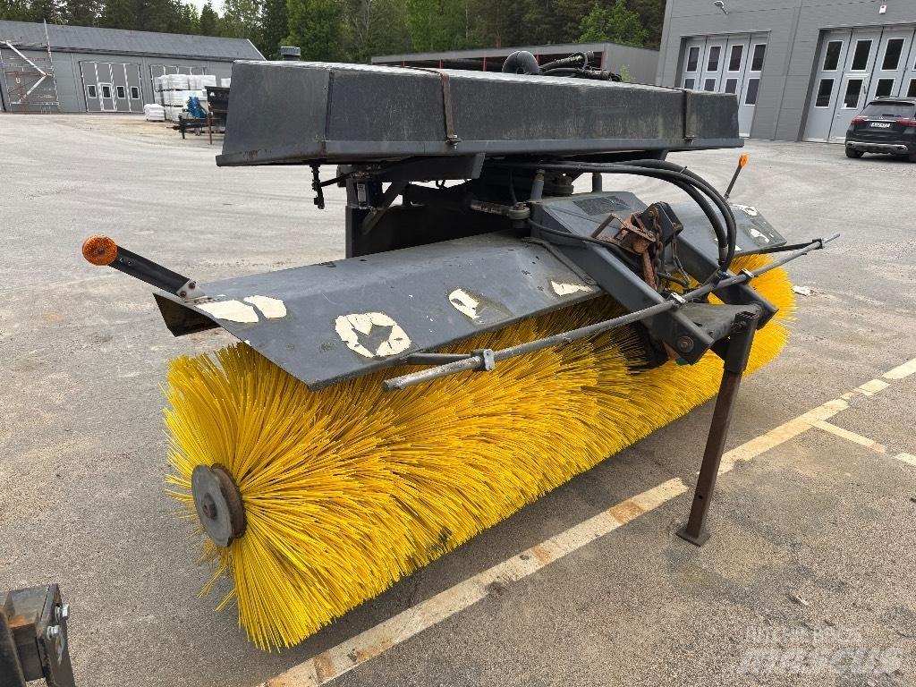  VilaKone HL  320/900 Süpürgeler
