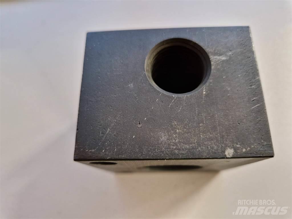 Rottne 037-0101 Saseler