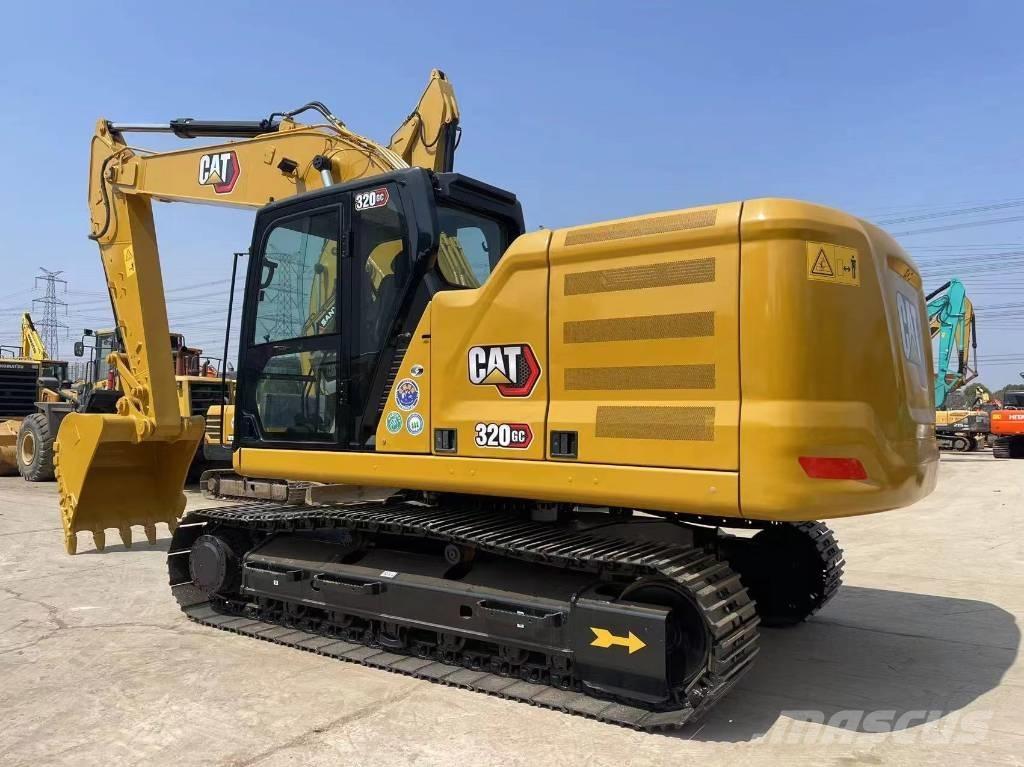 CAT 320GC Paletli ekskavatörler