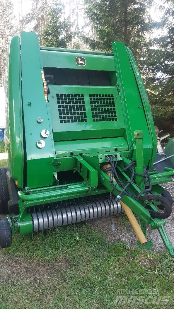 John Deere 854 Rulo balya makinalari