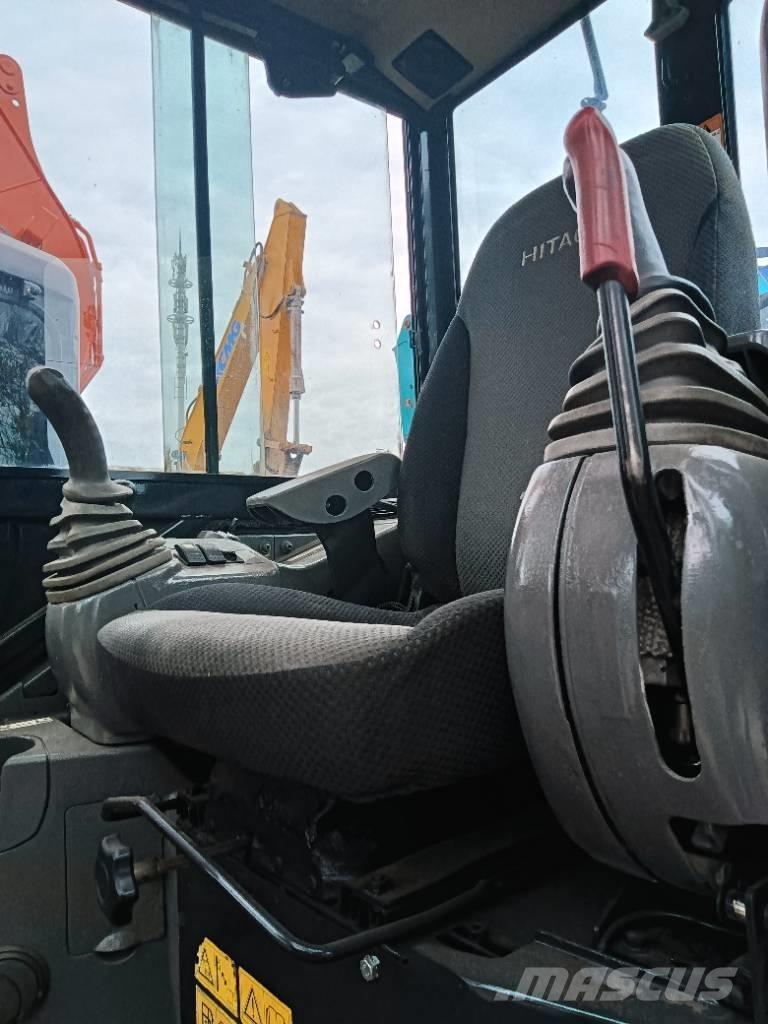 Hitachi ZX 55 Paletli ekskavatörler